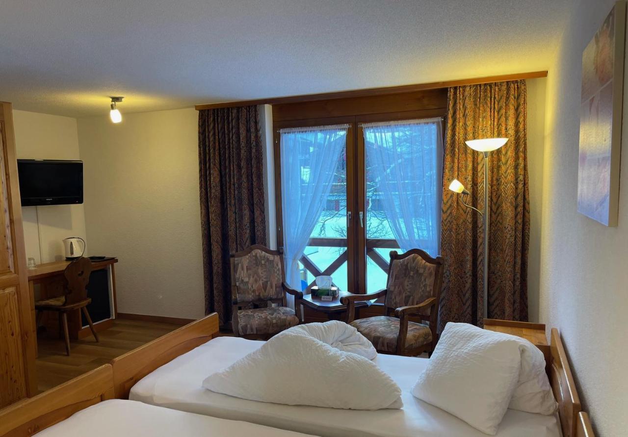 Hotel Alpenhof โอเบอร์วัลด์ ภายนอก รูปภาพ