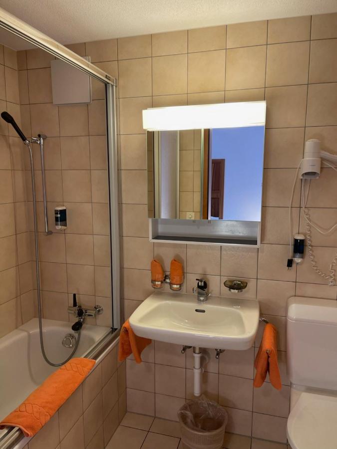 Hotel Alpenhof โอเบอร์วัลด์ ภายนอก รูปภาพ