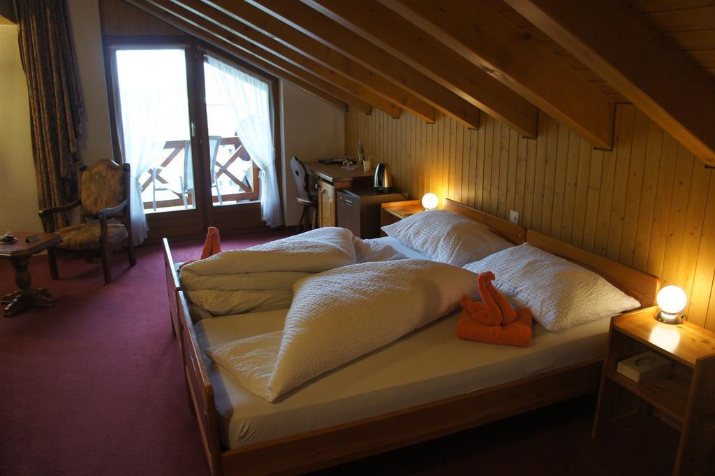 Hotel Alpenhof โอเบอร์วัลด์ ภายนอก รูปภาพ