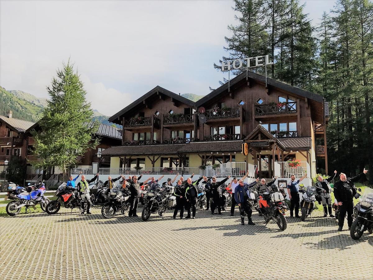 Hotel Alpenhof โอเบอร์วัลด์ ภายนอก รูปภาพ